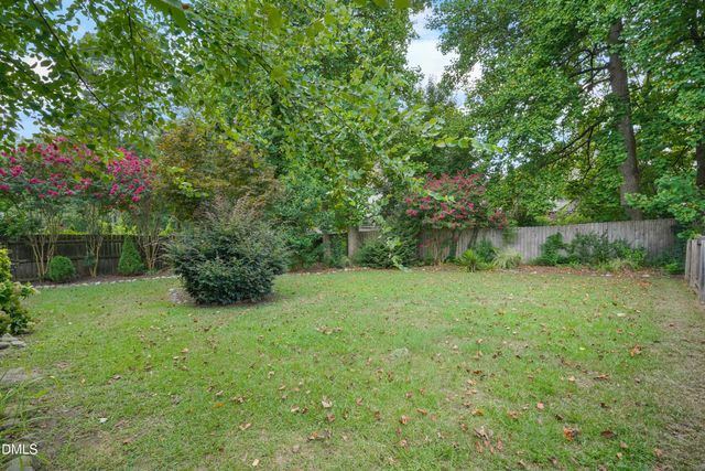 1802 Potomac Road, Fayetteville, NC 28304