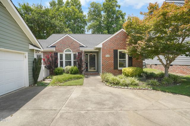 1802 Potomac Road, Fayetteville, NC 28304