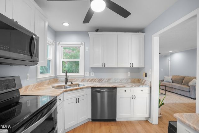 1802 Potomac Road, Fayetteville, NC 28304