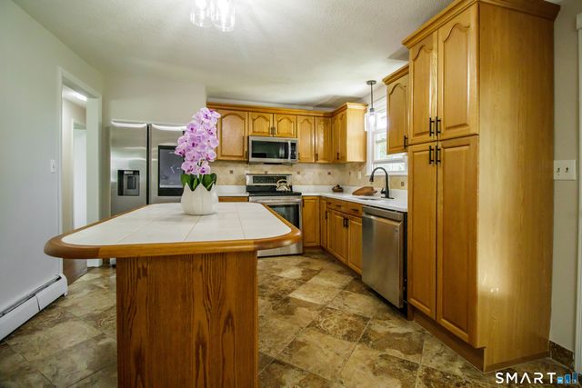 99 Elm Ridge Drive, Rocky Hill, CT 06067