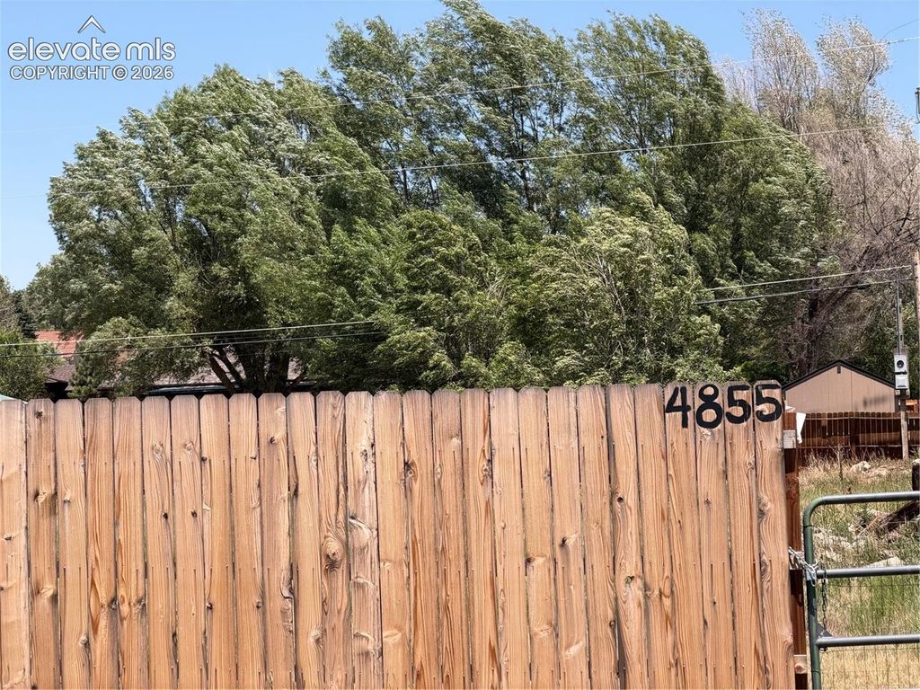 4855 Platinum Drive, Colorado Springs, CO 80918 — exterior