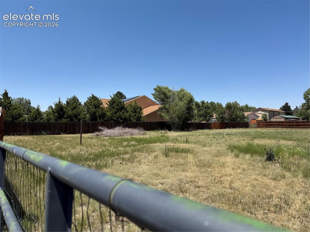 4855 Platinum Drive, Colorado Springs, CO 80918 — photo 2