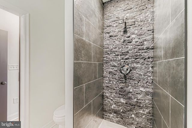 1438 N BROADWAY, Baltimore, MD 21213