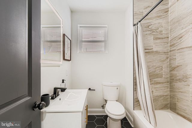 1438 N BROADWAY, Baltimore, MD 21213