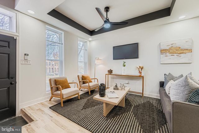 1438 N BROADWAY, Baltimore, MD 21213