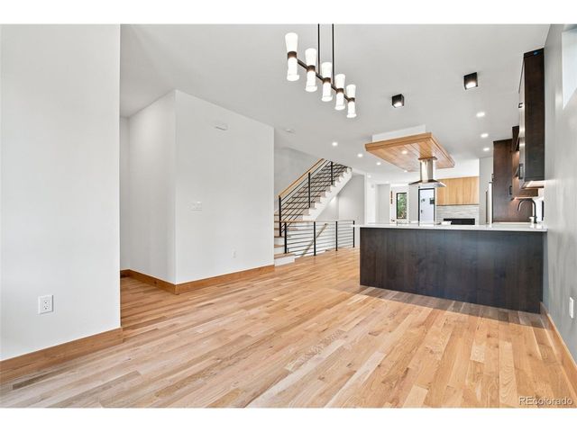 3215 S Sherman St, Englewood, CO 80113