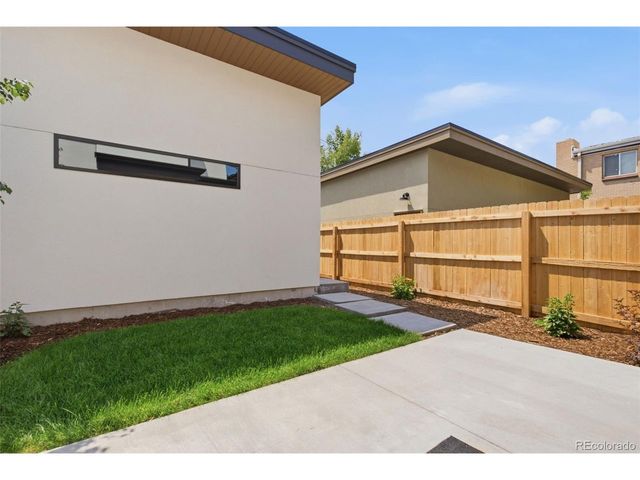 3215 S Sherman St, Englewood, CO 80113