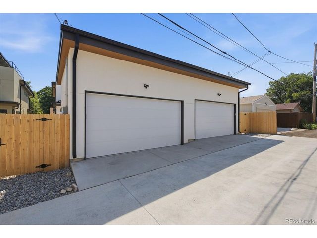 3215 S Sherman St, Englewood, CO 80113