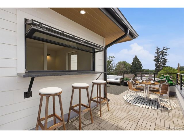 3215 S Sherman St, Englewood, CO 80113