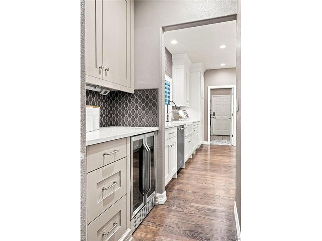 1236 S Monroe St, Denver, CO 80210