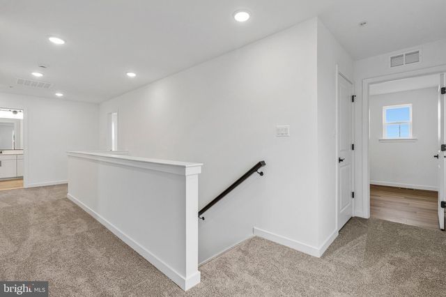 10134 WILKES DR, Williamsport, MD 21795