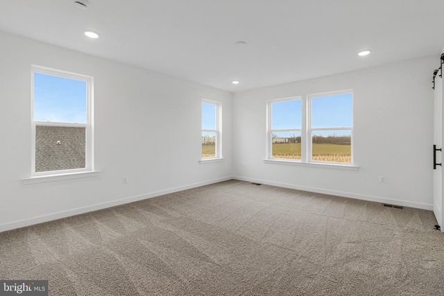 10134 WILKES DR, Williamsport, MD 21795