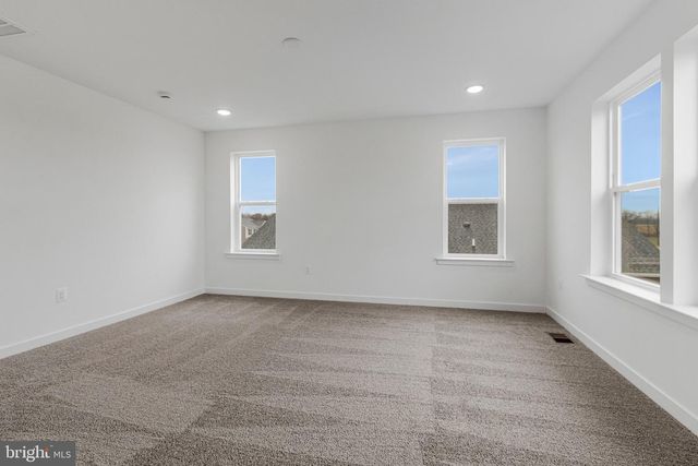 10134 WILKES DR, Williamsport, MD 21795