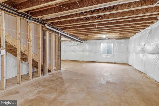 10134 WILKES DR, Williamsport, MD 21795