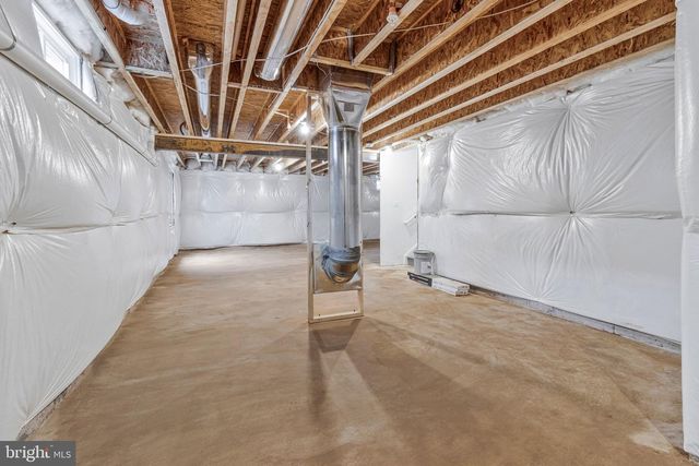 10134 WILKES DR, Williamsport, MD 21795