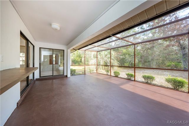 22 Shumard Court E, Homosassa, FL 34446