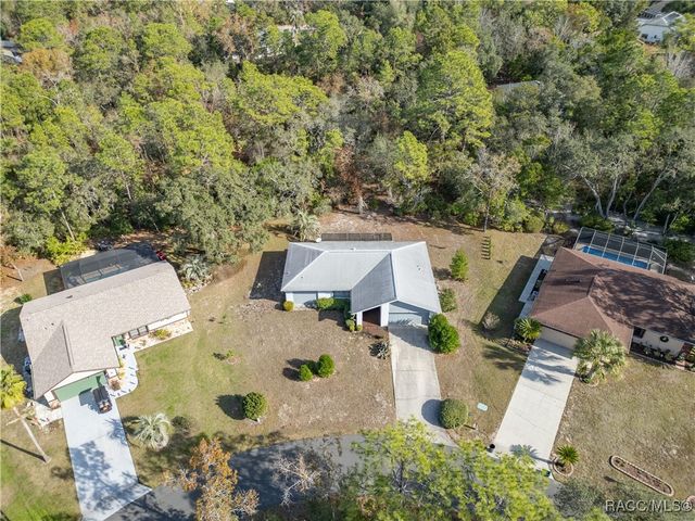22 Shumard Court E, Homosassa, FL 34446