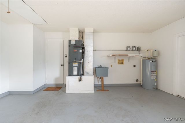 22 Shumard Court E, Homosassa, FL 34446