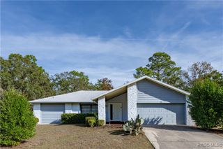 22 Shumard Court E, Homosassa, FL 34446