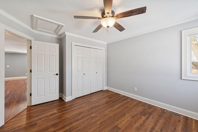 6106 Creek View Trail, Minnetonka, MN 55345