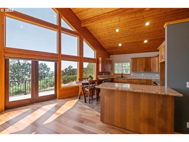 29109 BROWNSVILLE Rd, Brownsville, OR 97327