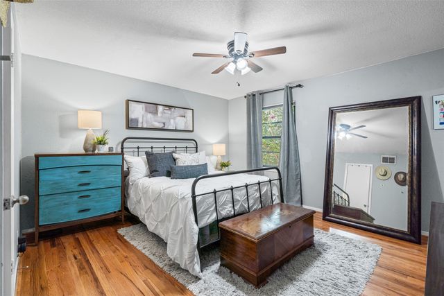 4953 N Hall Street, Dallas, TX 75235