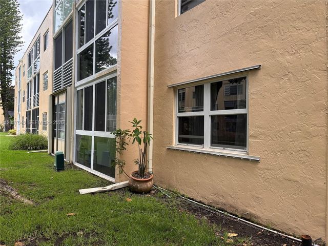 100 Ashbury Road 107, Hollywood, FL 33024
