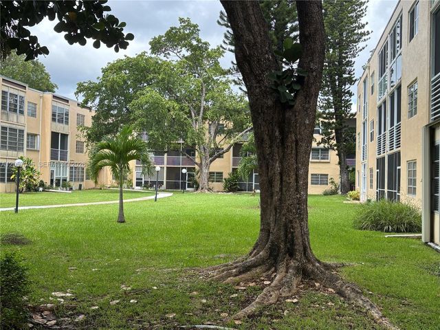 100 Ashbury Road 107, Hollywood, FL 33024