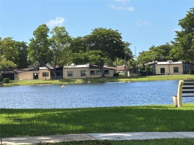 100 Ashbury Road 107, Hollywood, FL 33024
