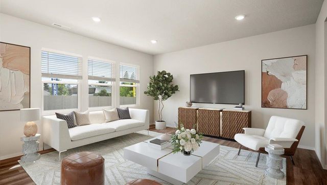 5812 S Bernard St, Spokane, WA 99224