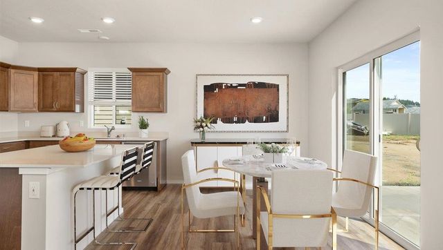 5812 S Bernard St, Spokane, WA 99224