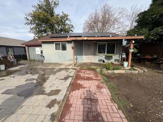 225 El Paso Ave, Modesto, CA 95351