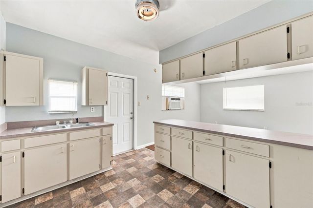 1655 N FLORAL AVENUE, Bartow, FL 33830