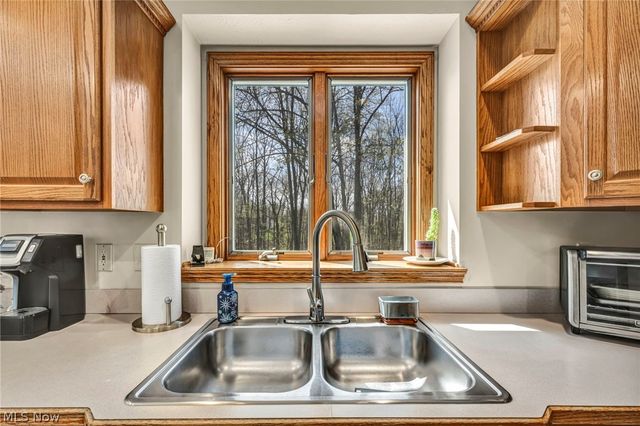 760 Jeanette Street, Brunswick, OH 44212