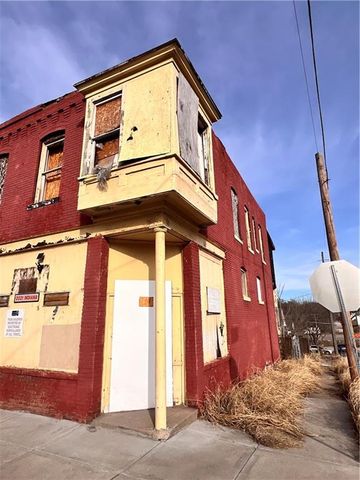 2031 Indiana Avenue, Kansas City, MO 64127