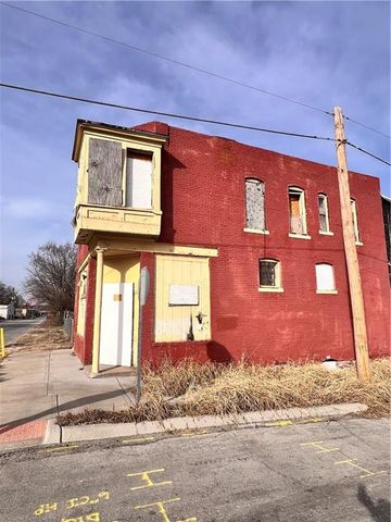 2031 Indiana Avenue, Kansas City, MO 64127