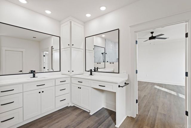 602 Corondelet Lane, Maumelle, AR 72113