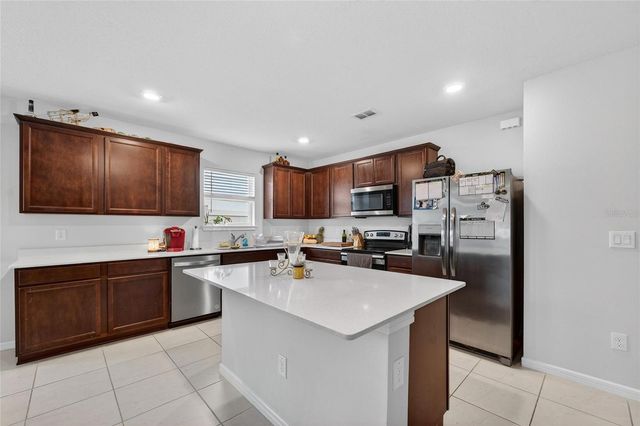 3821 INDIAN RIVER COURT, Lakeland, FL 33811