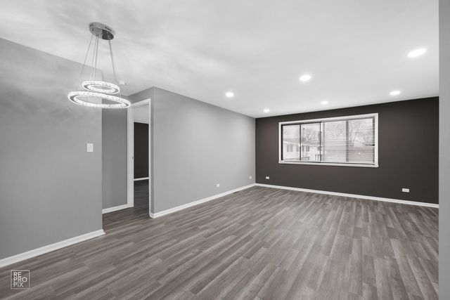 115 Millbrook Lane 115, Schaumburg, IL 60193