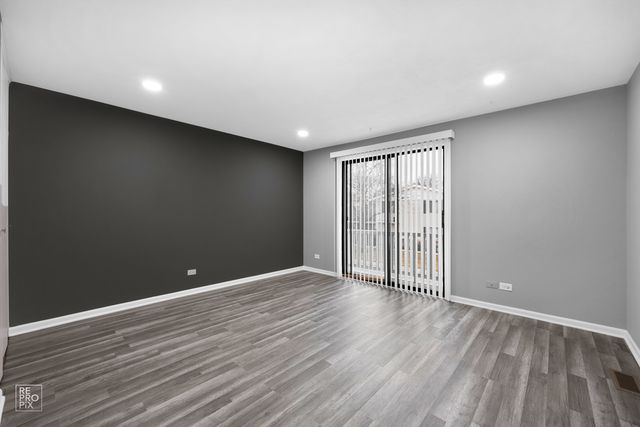 115 Millbrook Lane 115, Schaumburg, IL 60193