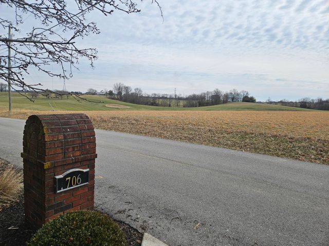 706 Hunter Drive, Lancaster, KY 40444