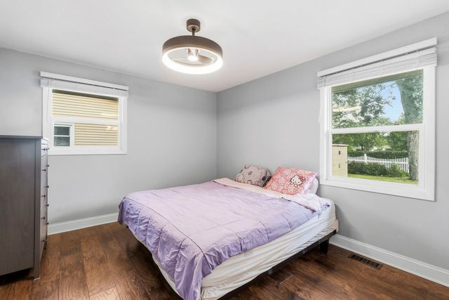 457 Lilac Lane, Elk Grove Village, IL 60007