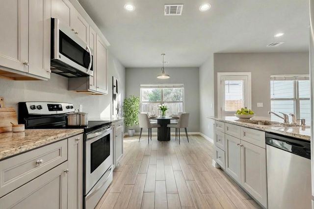 21414 Santa Carlo Ave, Lago Vista, TX 78645