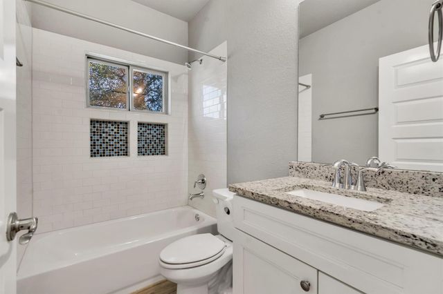 21414 Santa Carlo Ave, Lago Vista, TX 78645