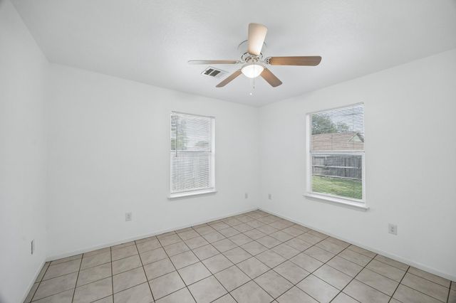 10821 Deaf Smith Street, La Porte, TX 77571