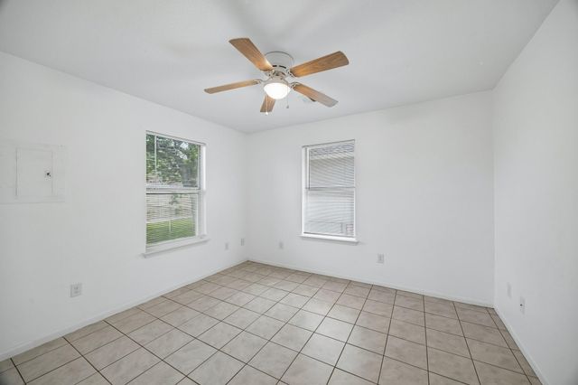 10821 Deaf Smith Street, La Porte, TX 77571