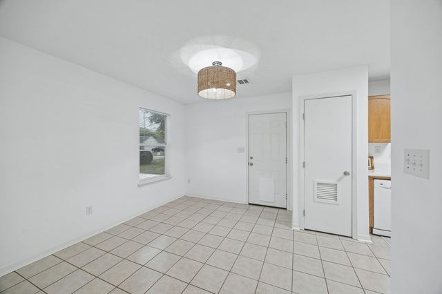 10821 Deaf Smith Street, La Porte, TX 77571