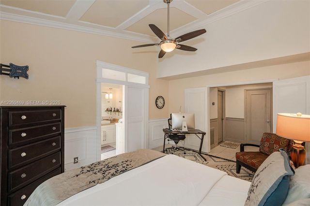 9204 S Chelsea Drive S, Plantation, FL 33324