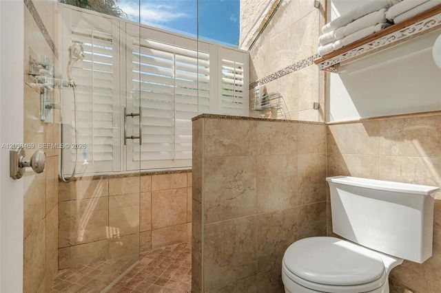 9204 S Chelsea Drive S, Plantation, FL 33324