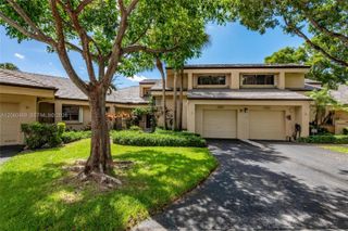 9204 S Chelsea Drive S, Plantation, FL 33324